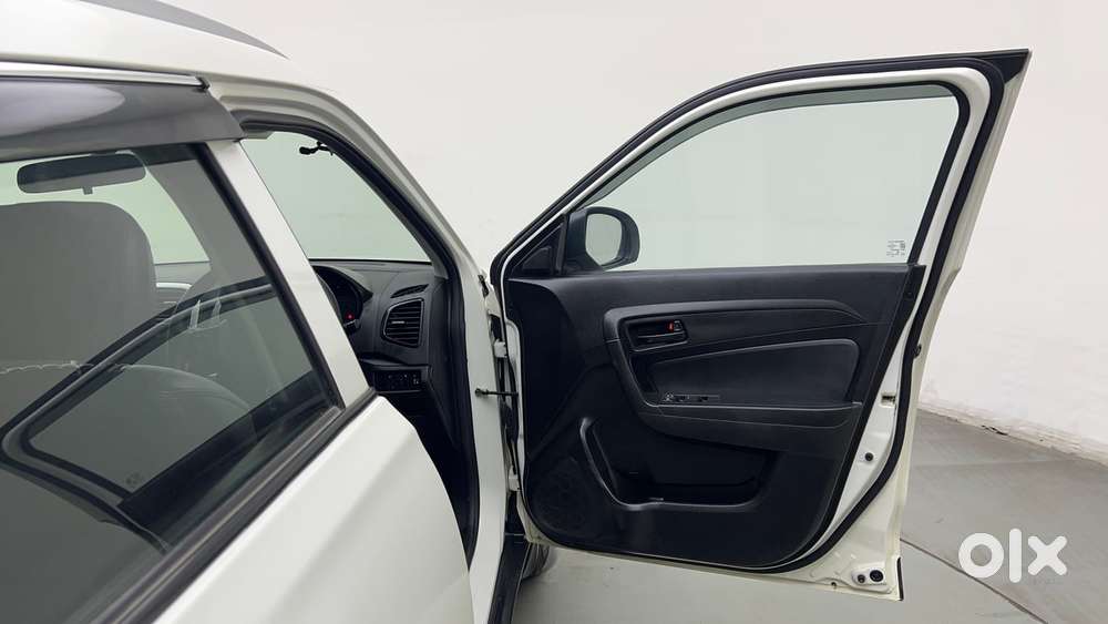 Maruti Suzuki Vitara Brezza 1.5 Lxi, 2020, Petrol