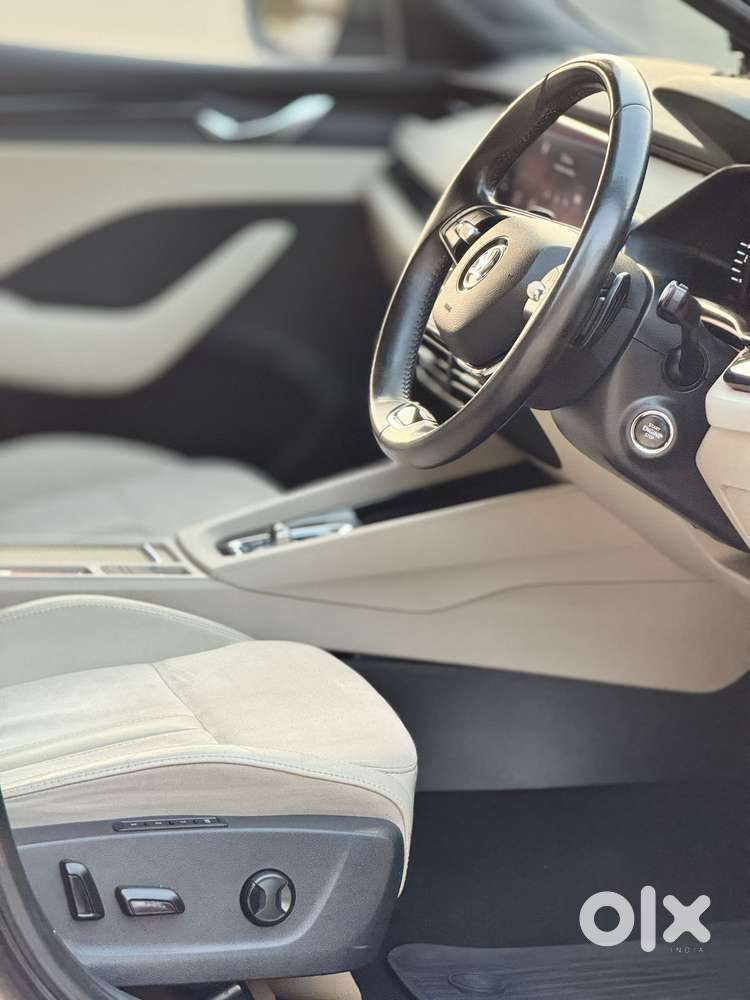 Skoda Octavia 2.0 L K Tsi At, 2022, Petrol