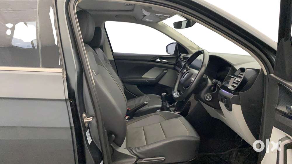 Skoda Kushaq 1.0 Tsi Style, 2023, Petrol