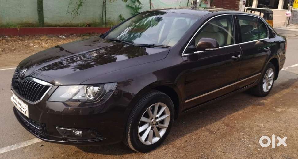 Skoda Superb 1.8 Elegance Tsi At, 2015, Petrol