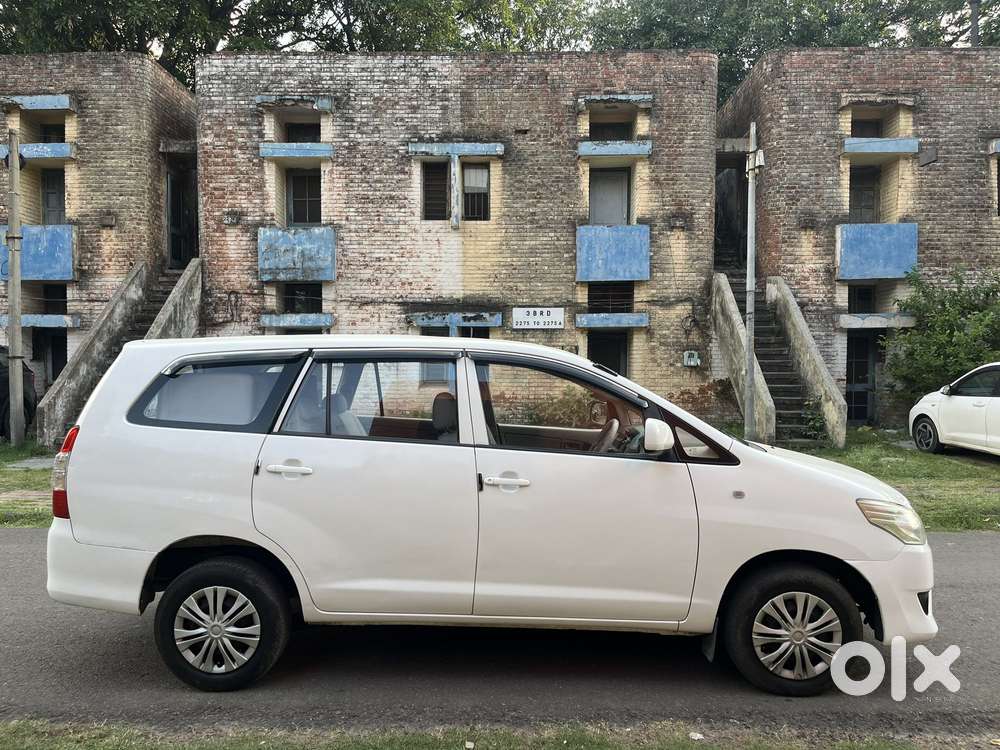 Toyota Innova 2.5 G (diesel) 7 Seater, 2012, Diesel