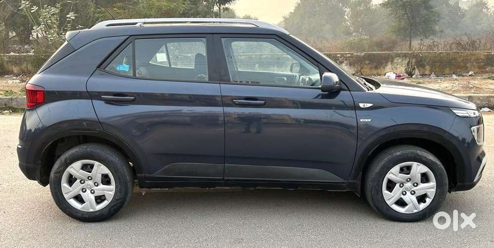 Hyundai Venue S Turbo Dct, 2019, Petrol