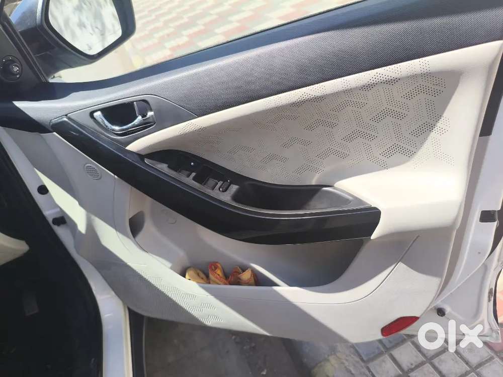 Tata Nexon Ev 2021 Electric 64000 Km Driven For Sale..