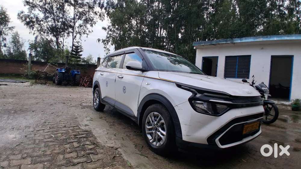 Kia Carens Diesel Manual 2024 Variant