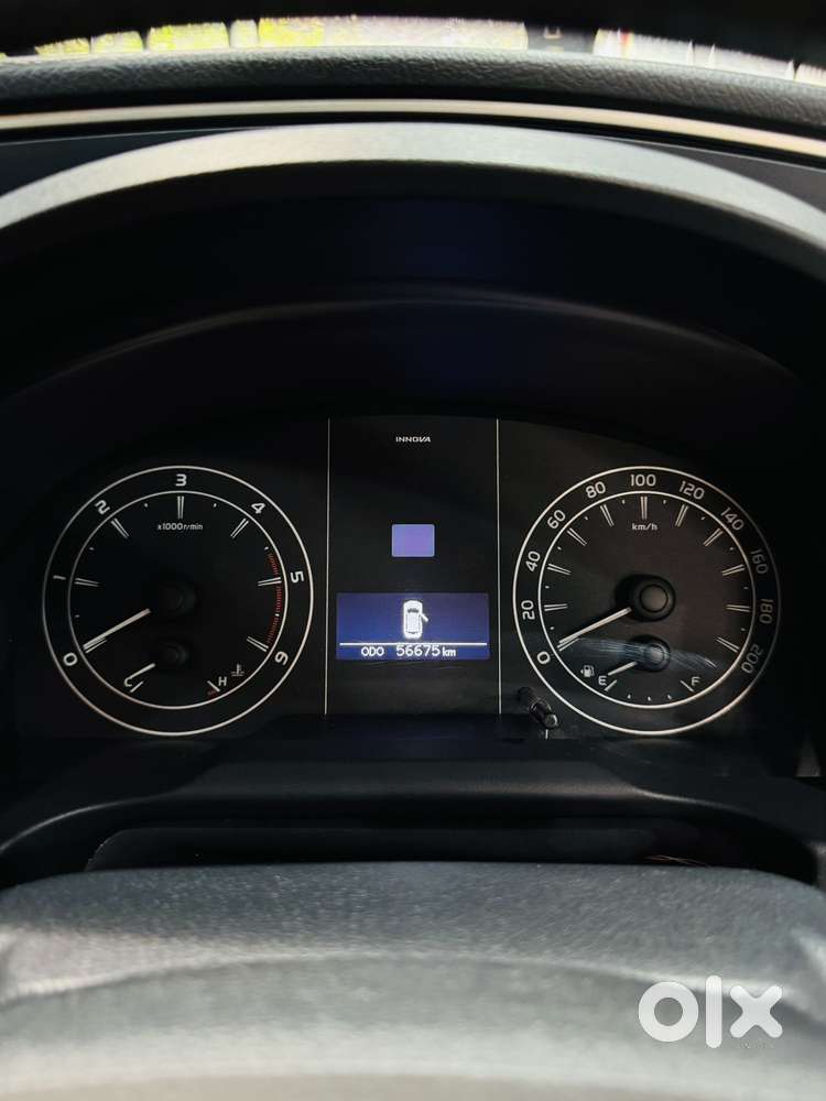 Toyota Innova Crysta 2.8 Z, 2016, Diesel