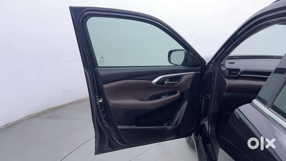 Maruti Suzuki Grand Vitara 1.5 Alpha Smart Hybrid, 2023, Petrol