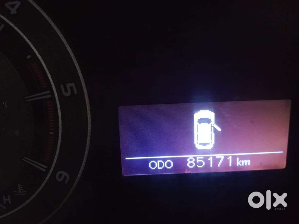 Toyota Innova Crysta 2.4 Gx Mt 8s, 2017, Diesel