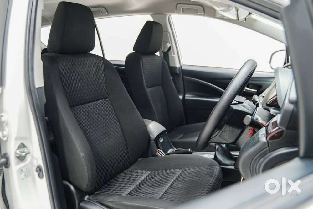 Toyota Innova Crysta 2.4 G Plus Mt 7 Str, 2024, Diesel