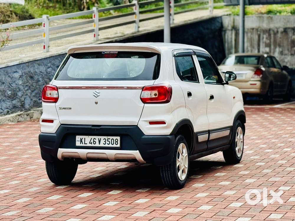Maruti Suzuki S-presso Vxi At, 2020, Petrol