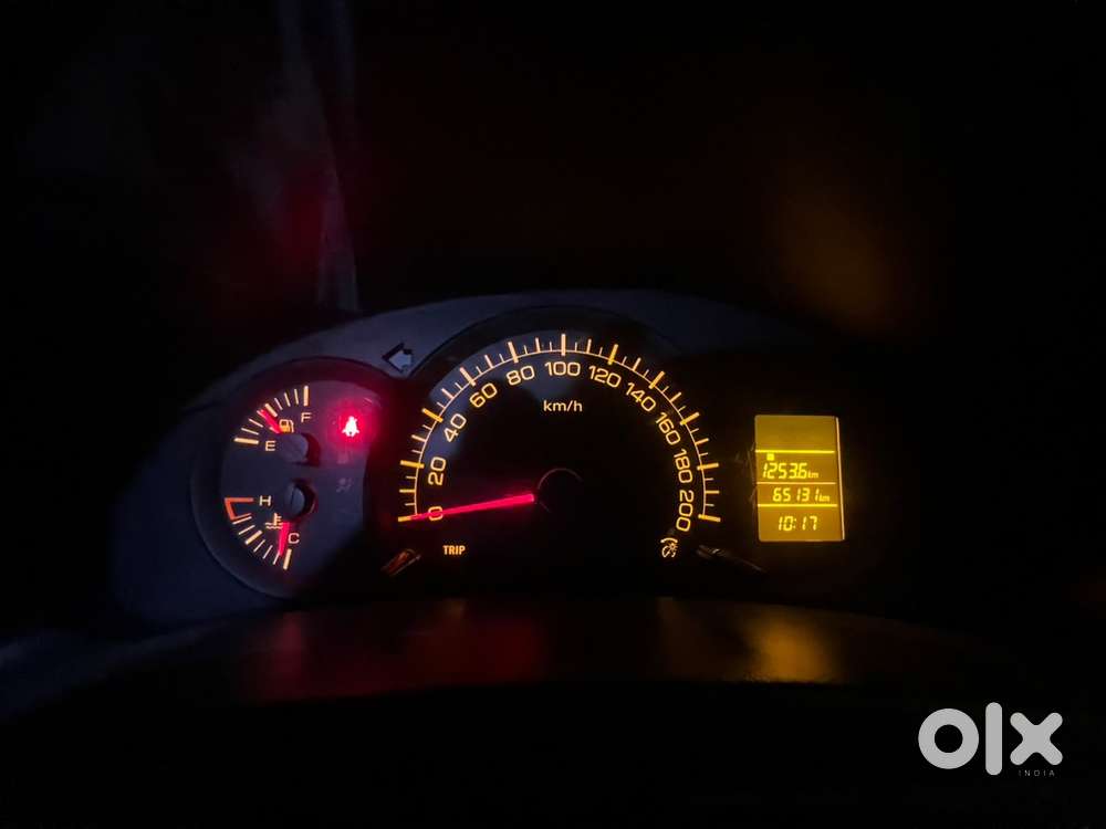 Maruti Suzuki Swift Dzire 2015