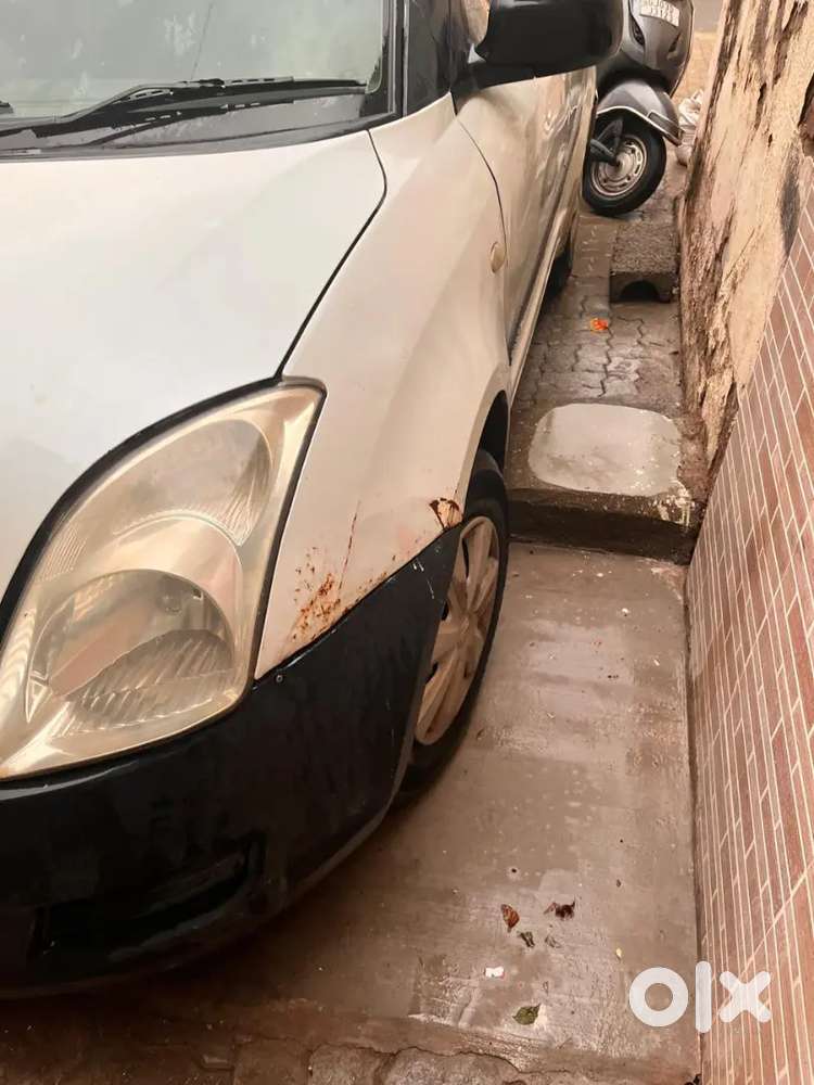 Maruti Suzuki Dzire 2011 Pure Petrol Price Is Negotiable