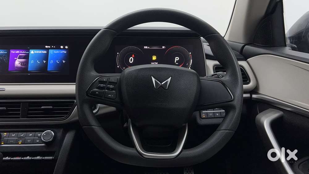 Mahindra Xuv700 2.2 Ax 5 Diesel At 7 Str, 2024, Diesel