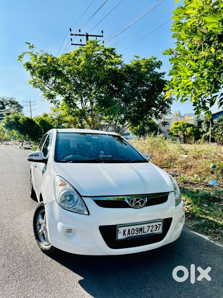 Hyundai I20 2010 Petrol Well Maintained