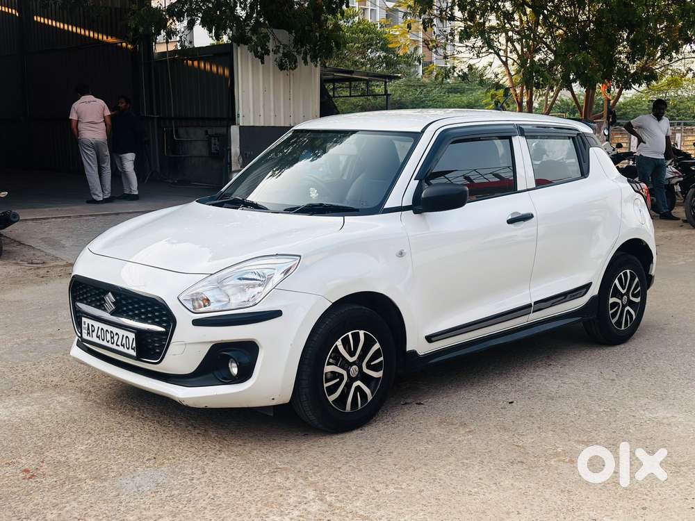 Maruti Suzuki Swift Lxi Optional-o, 2024, Petrol