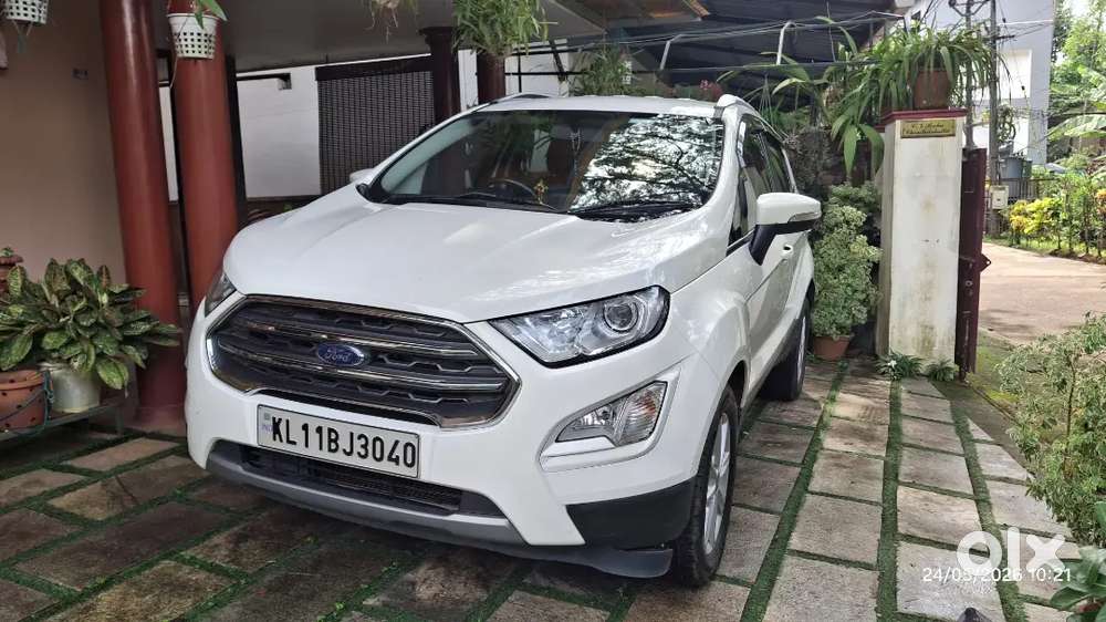 Ecosport Petrol  41810 Km  Rs. 625000/-