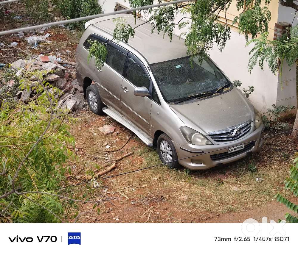 Toyota Innova Diesel 2011