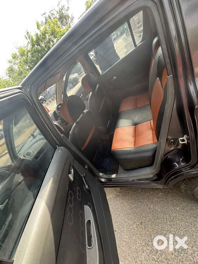 2014 Maruti Alto Lxi 76.78.35.61.a.49 Company Fitted Cng