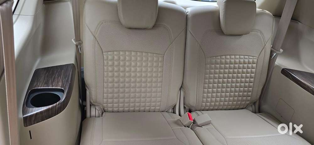 Maruti Suzuki Ertiga Vxi At Petrol, 2020, Petrol