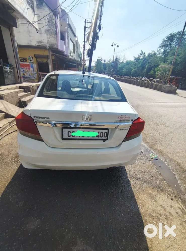 1st Owner 2014 Model Disel Price 300000