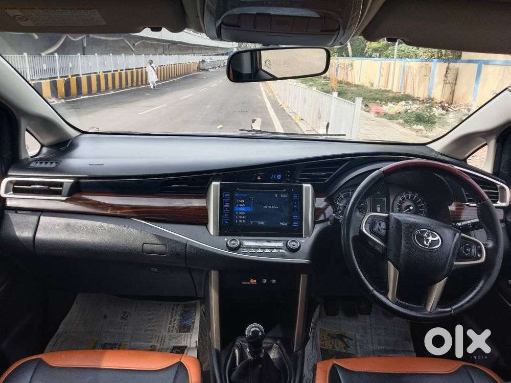 Toyota Innova Crysta 2.4 V, 2017, Diesel