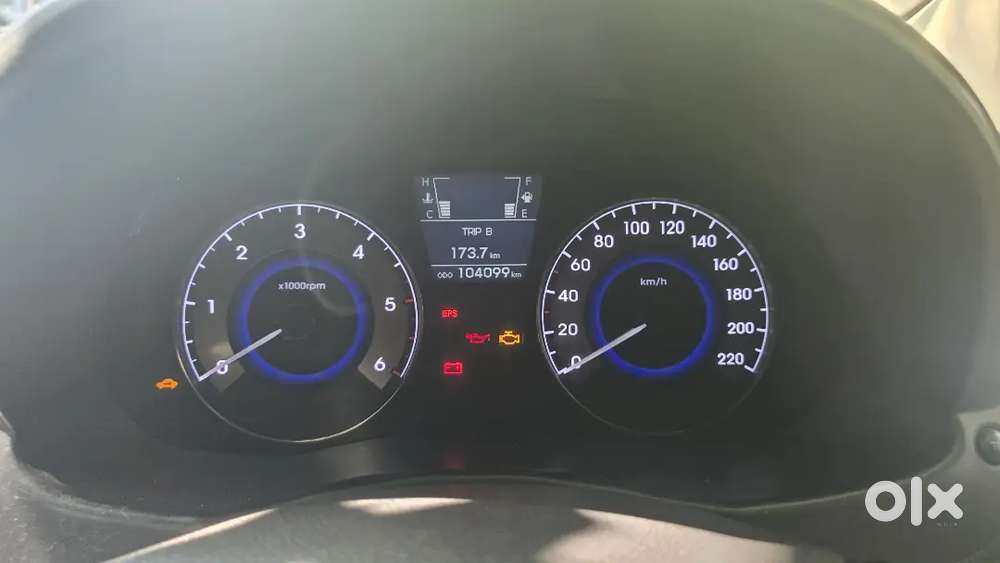 Hyundai Fluidic Verna