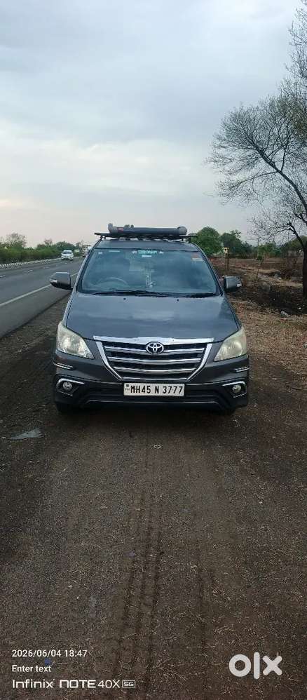 Toyota Innova 2012 Diesel Well Maintained