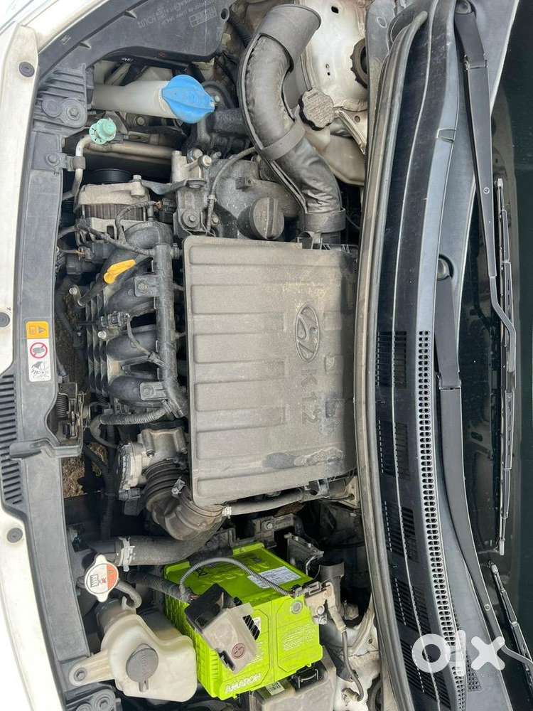 Female Driving Hyundai Grand I10 Petrol 2018 Manual
