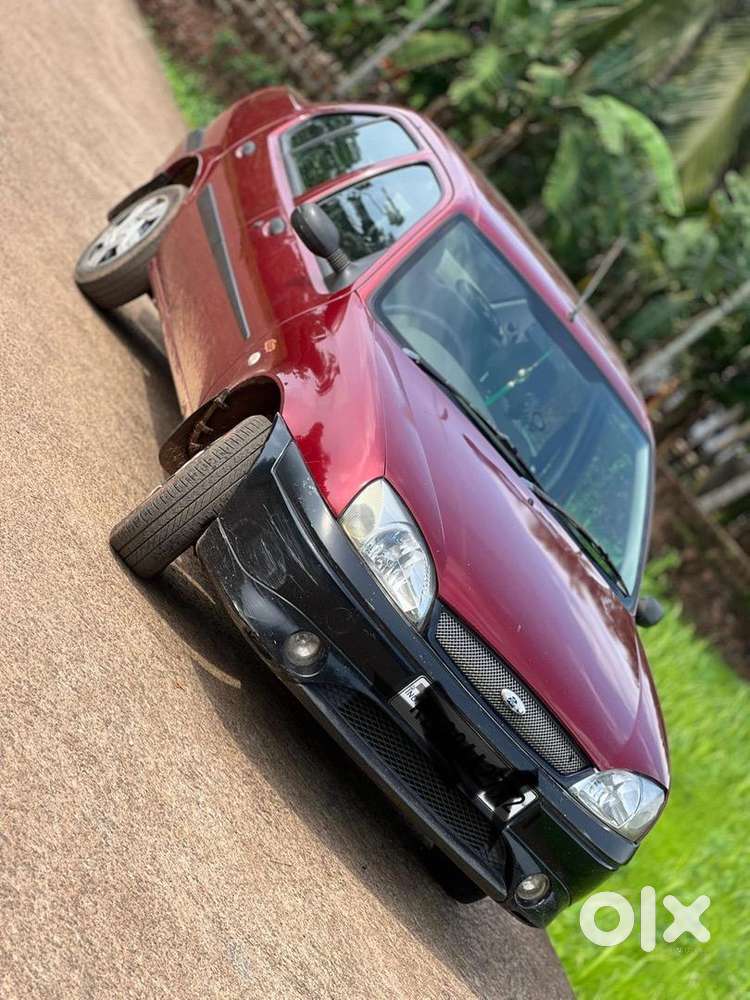 Ford Ikon 1.3 Petrol 2004