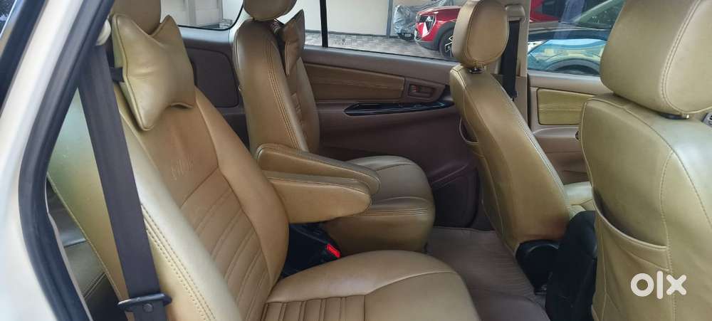 Toyota Innova 2.5 G (diesel) 7 Seater, 2015, Diesel