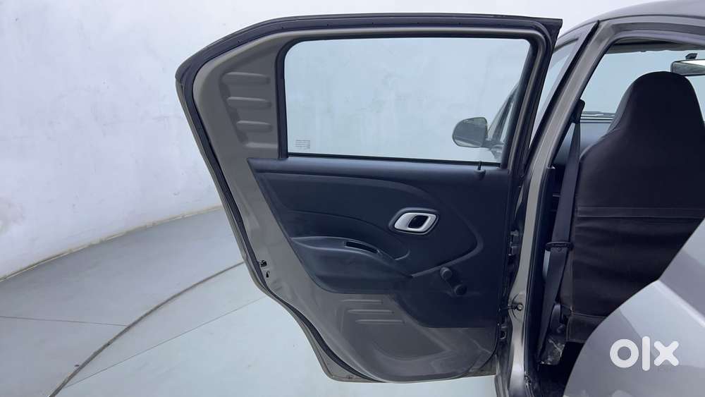 Datsun Redigo T Option, 2019, Petrol
