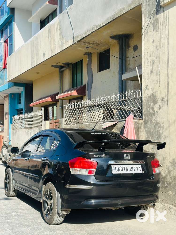 Honda Petrol Car 2011