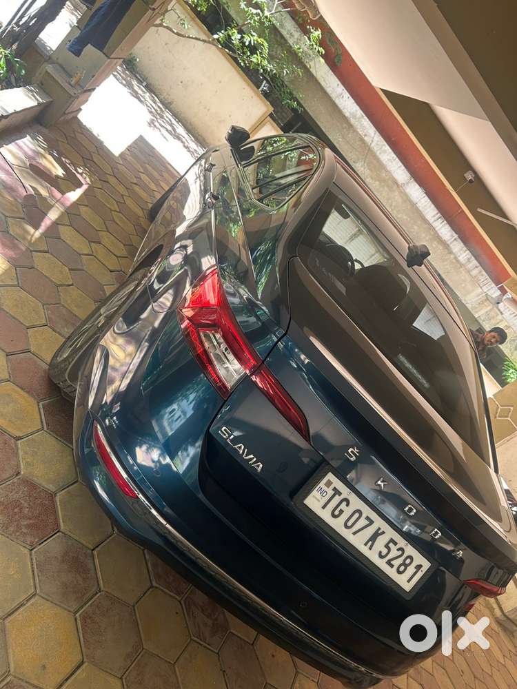 Skoda Slavia Petrol 2024