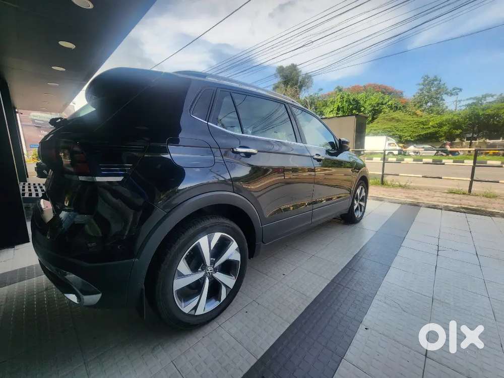 Volkswagen Taigun 1700000 Petrol 10000 Km Driven