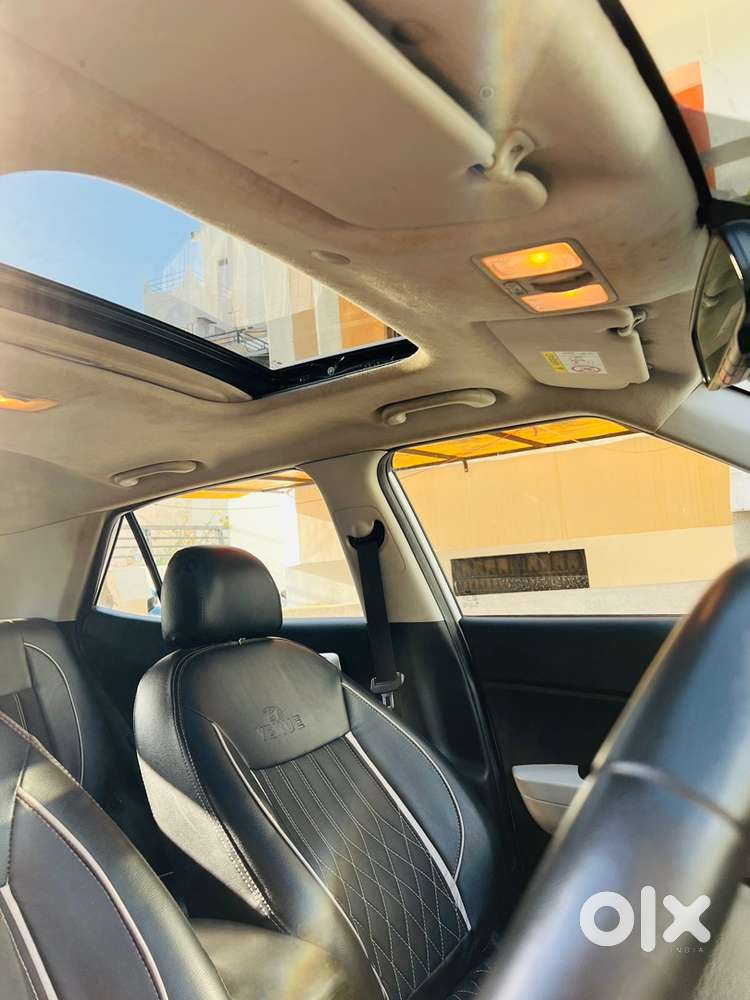 Hyundai Venue 2023 Petrol Well Maintained