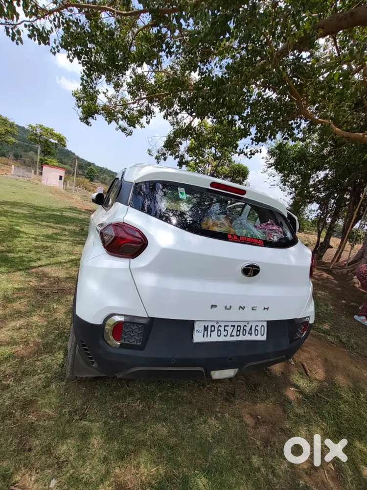 Tata Punch 2024 Petrol 16860 Km Driven