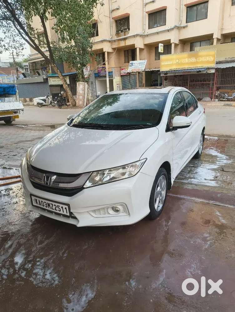 Honda City 2016-2017 Petrol Automatic. 19 + Mileage