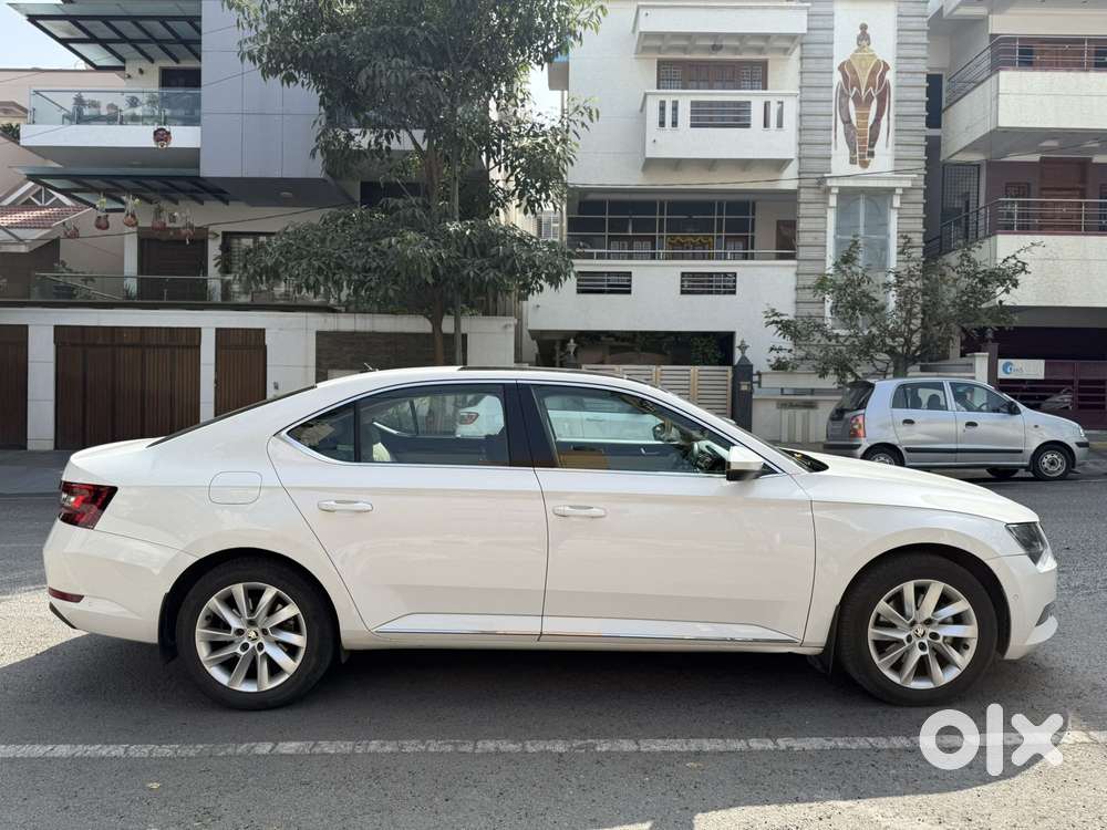 Skoda Superb L&k 2.0 Tdi At, 2018, Diesel