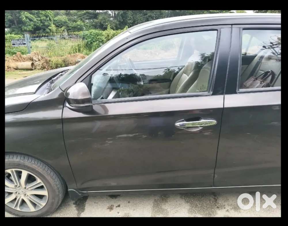 Honda Amaze Vx 2022 Petrol Automatic