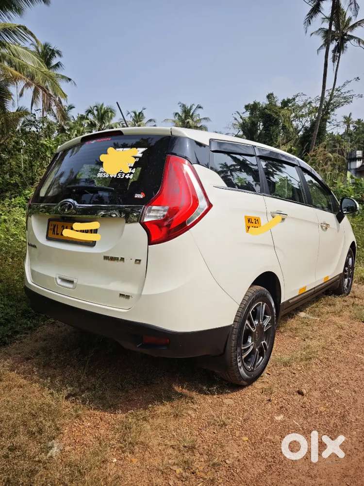 Mahindra Marazzo