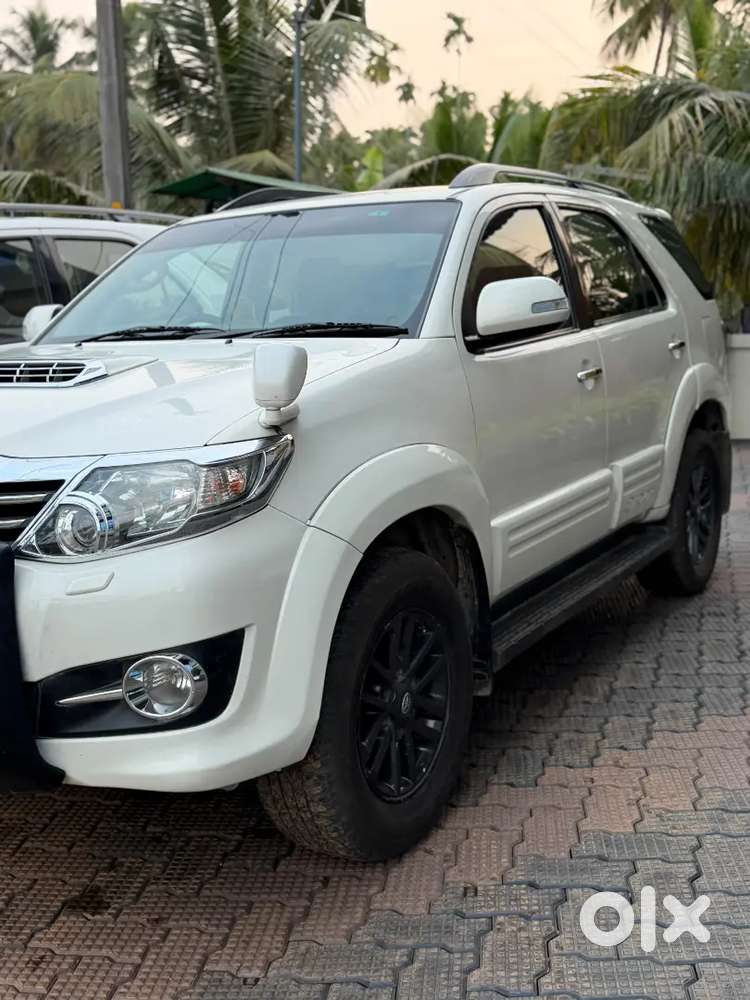 Toyota Fortuner Legender Diesel Automatic 2015