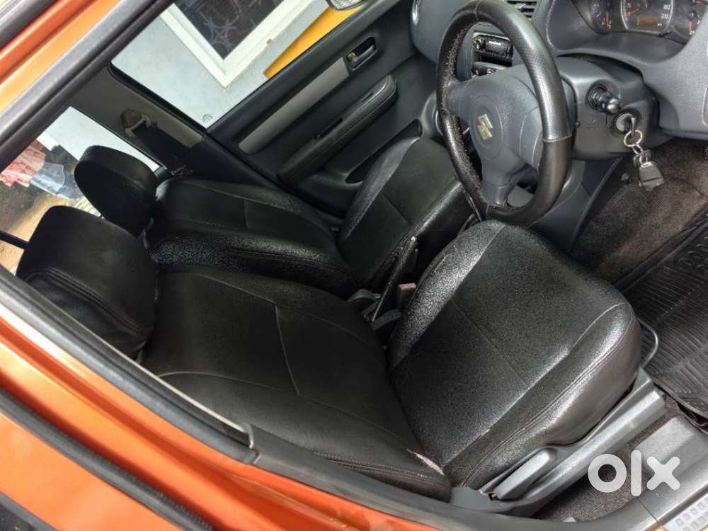 Maruti Suzuki Swift Vxi + Manual, 2005, Petrol