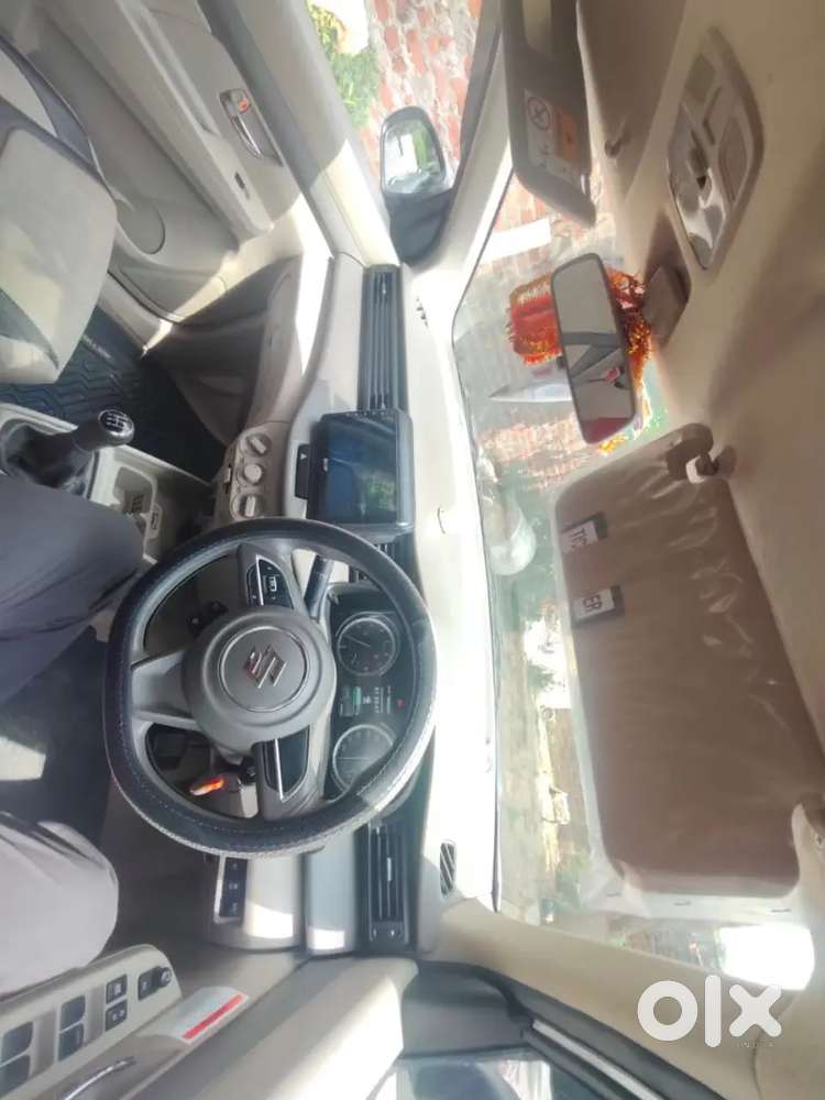Maruti Suzuki Ertiga Vxi 2022