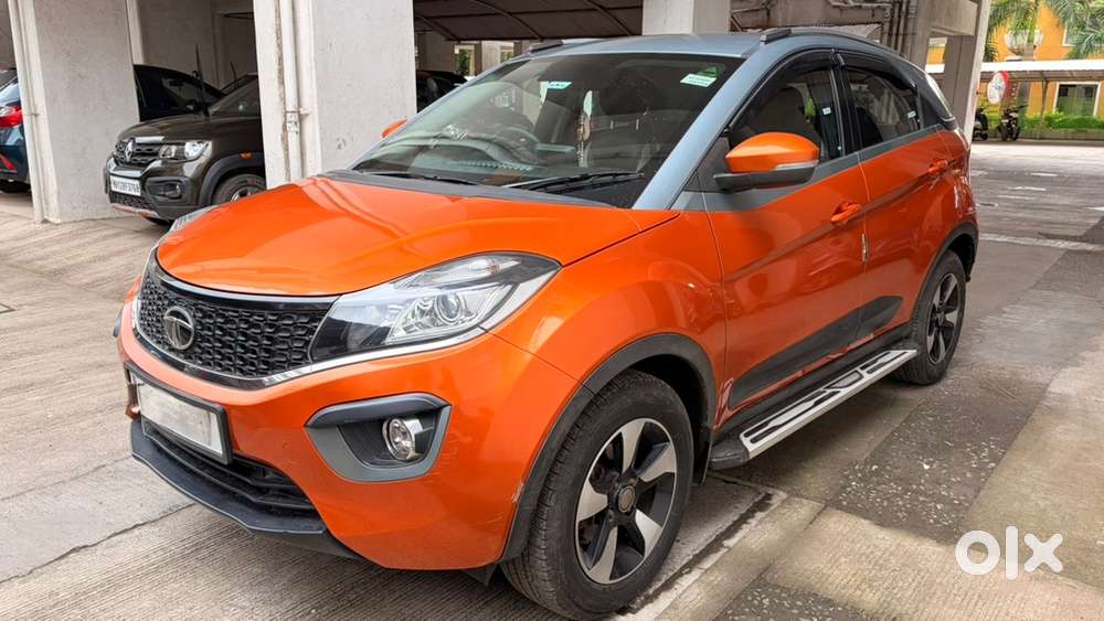 Tata Nexon Diesel 2018 - Dualtone Marigold Grey Automatic Diesel