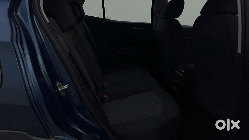 Skoda Kylaq Signature At, 2025, Petrol