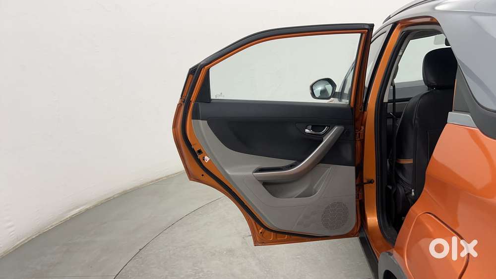 Tata Nexon 1.2 Revotron Xz Plus Dual Tone, 2019, Petrol