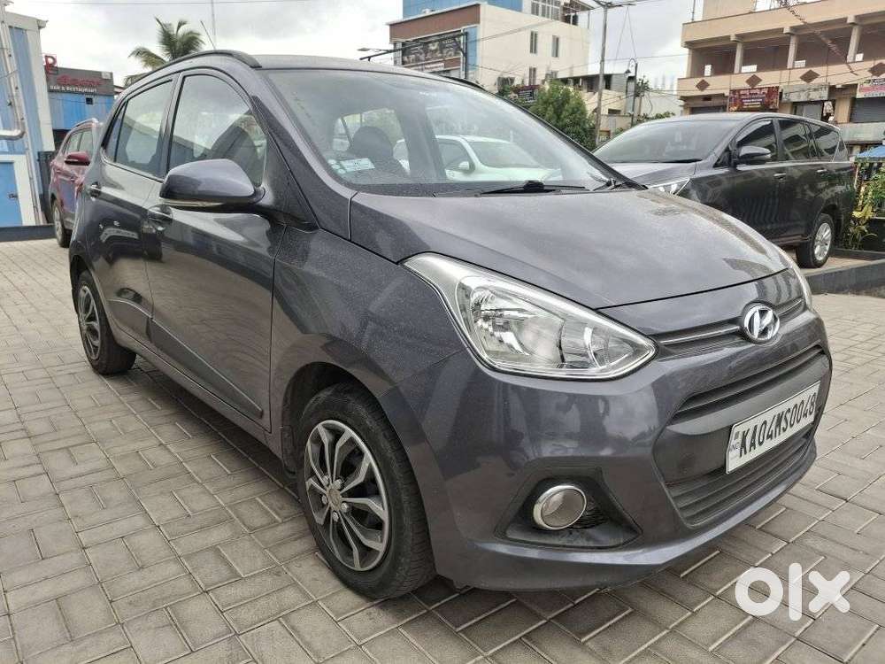Hyundai Grand I10 Sportz, 2016, Petrol