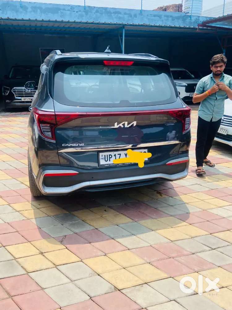 Kia Carens 2023 Petrol 51000 Km Driven And Cng Fitted Approved By Rto