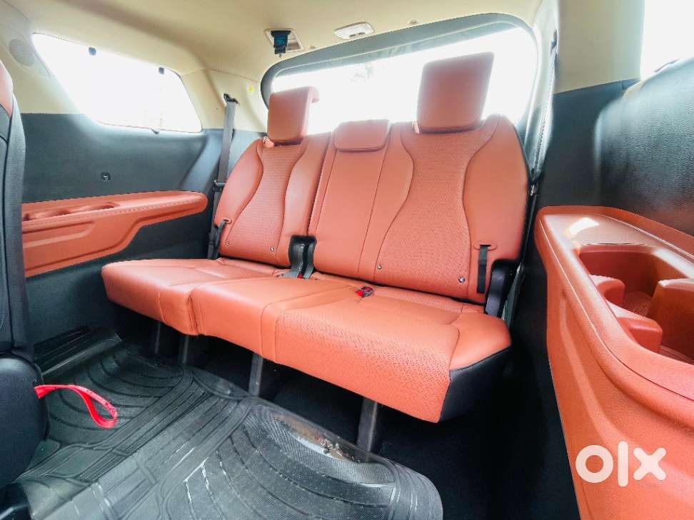 Kia Carnival Limousine Plus 7 Str, 2025, Diesel