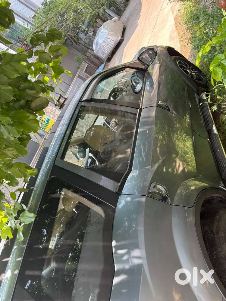 Mahindra Xuv500 2014 Diesel Well Maintained
