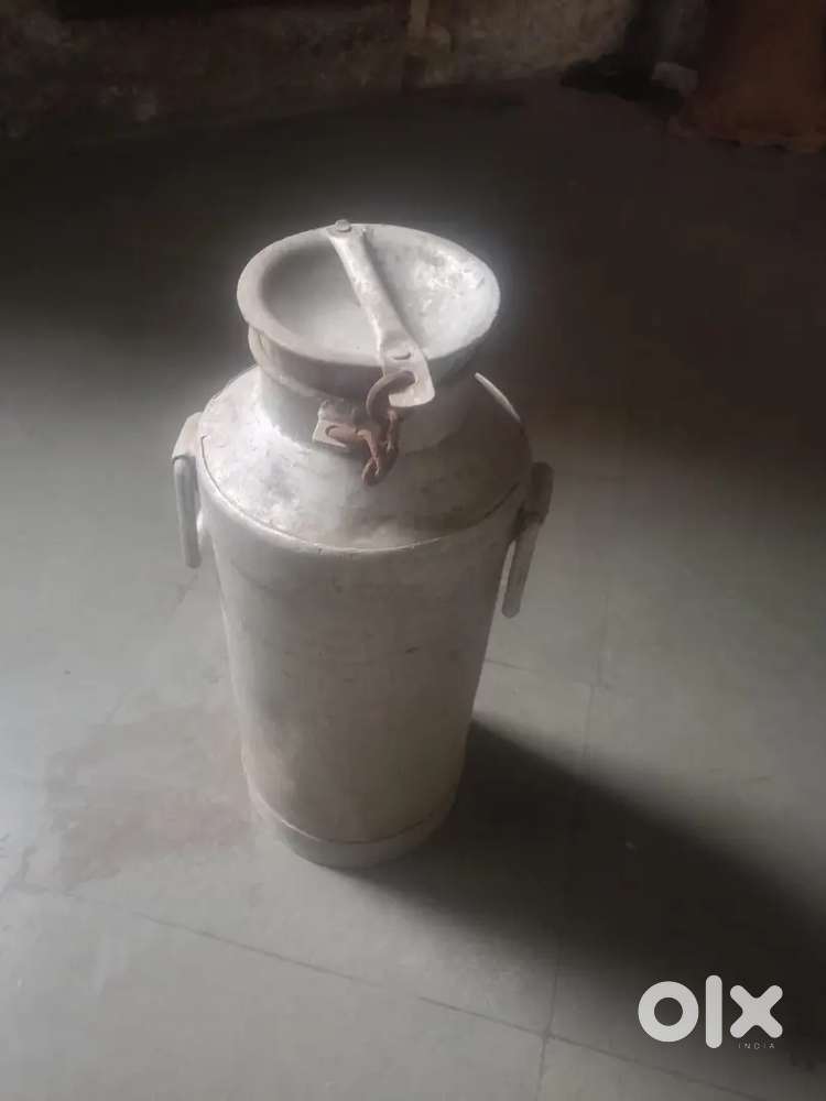 ORIGINAL ALUMINUM MILK CAN